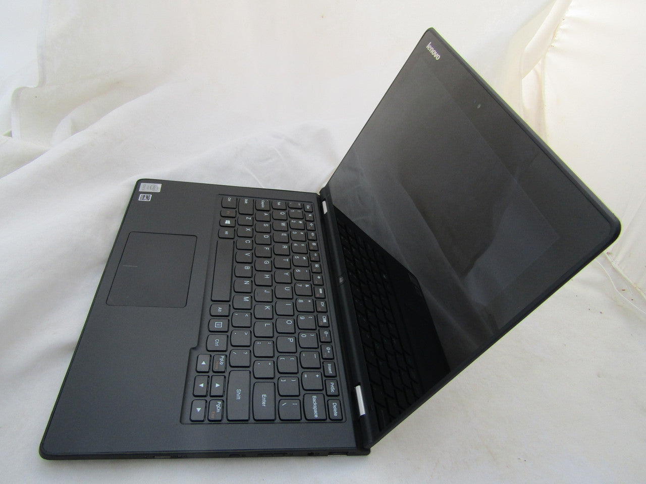 Lenovo IdeaPad Yoga 13 13.3-Inch Convertible 2 in 1 Touchscreen Ultrabook VG