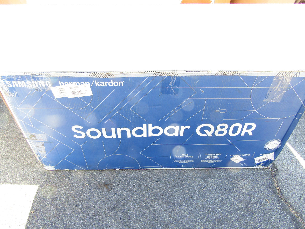 Samsung Harman Kardon 5.1.2 Dolby Atmos Soundbar HW-Q80R with Wireless Subwoofer, Adaptive Sound, Game Mode, 4K Pass-Through with HDR, Bluetooth & Alexa Compatible VG