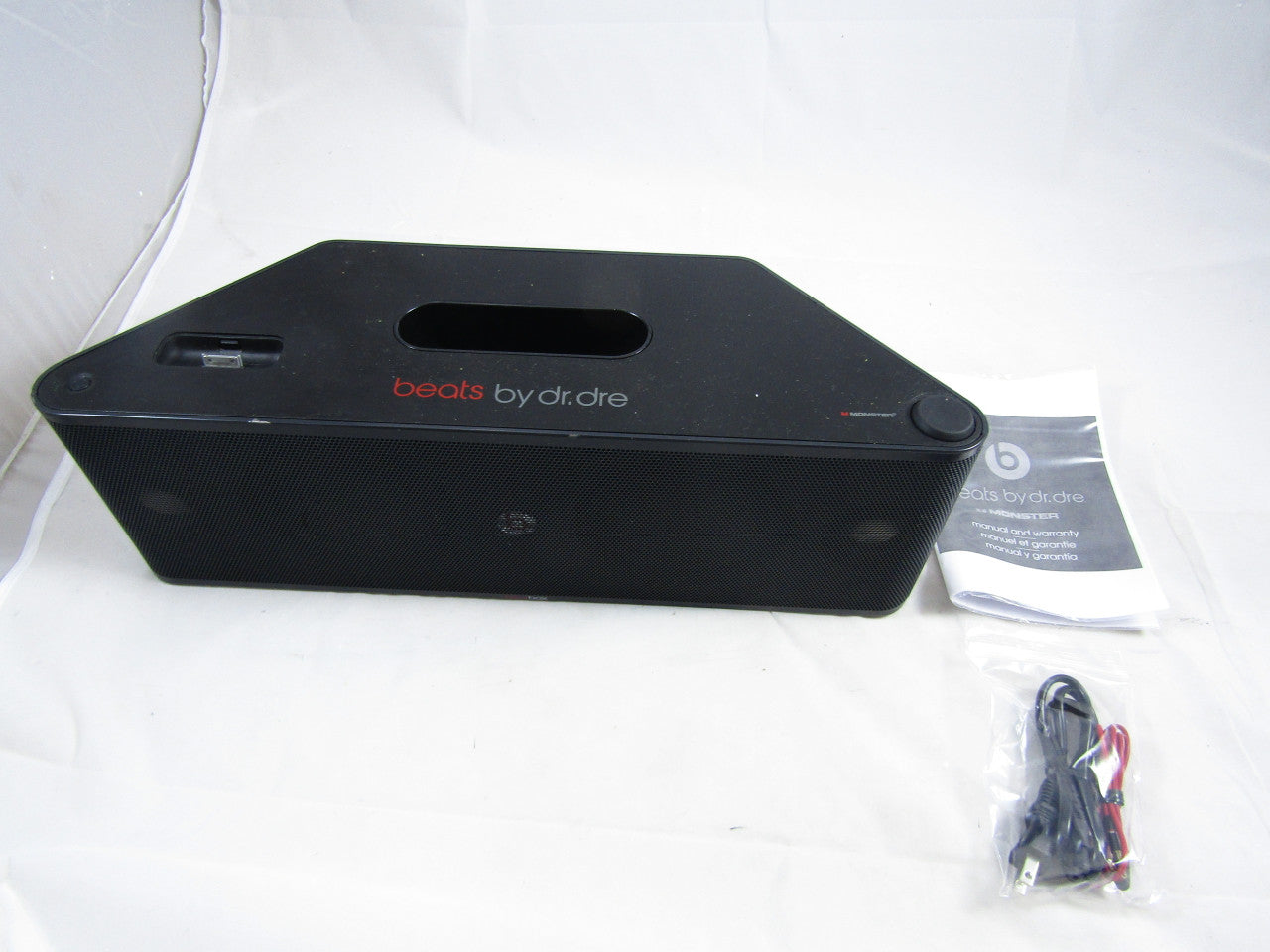Beats By Dr. Dre - Beatbox Portable Speaker System with Apple® iPod®/iPhone® Dock - Black VG