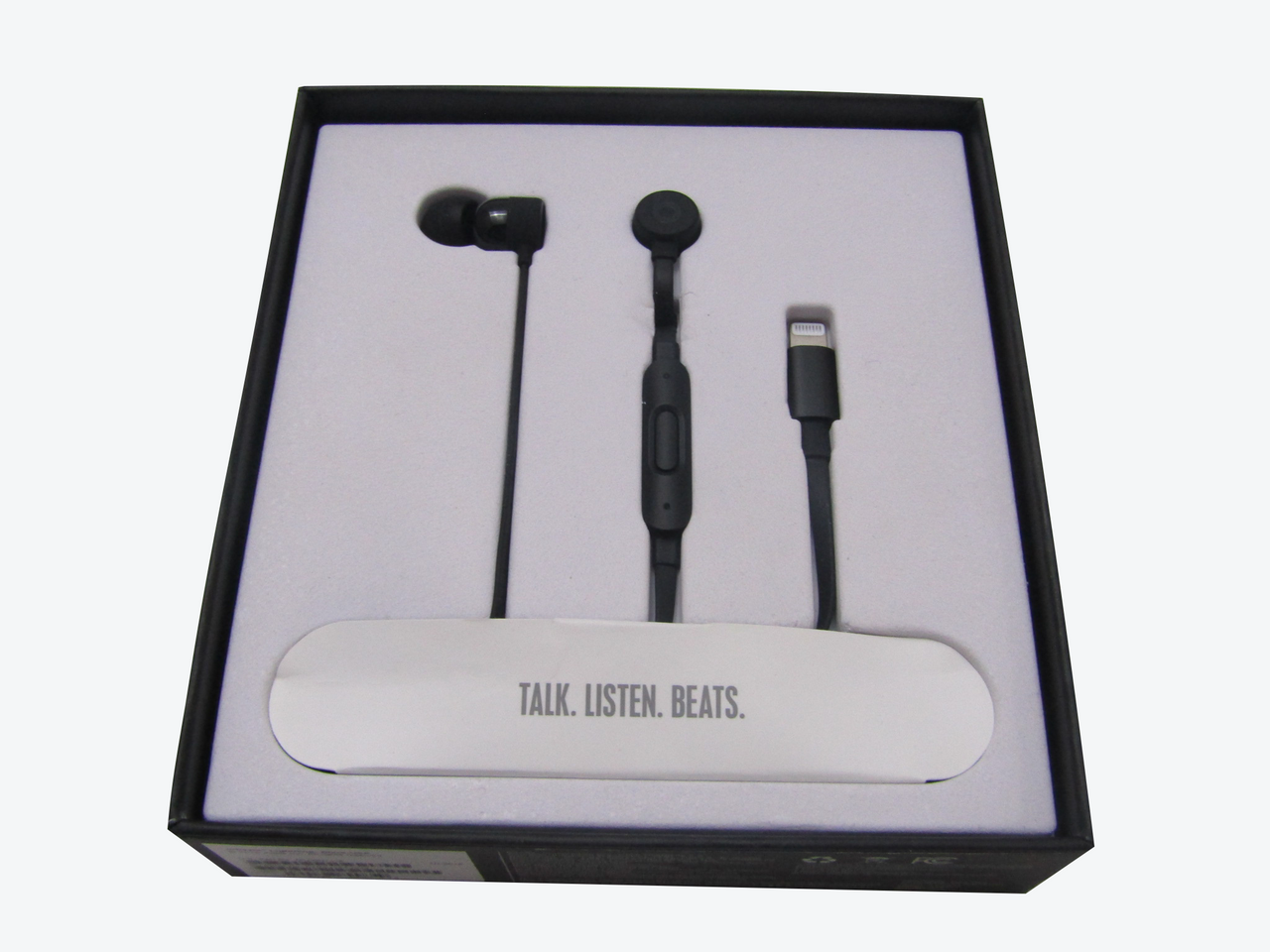 Beats urBeats3 Earphones Lightning Connector - Black MU992LL/A LN