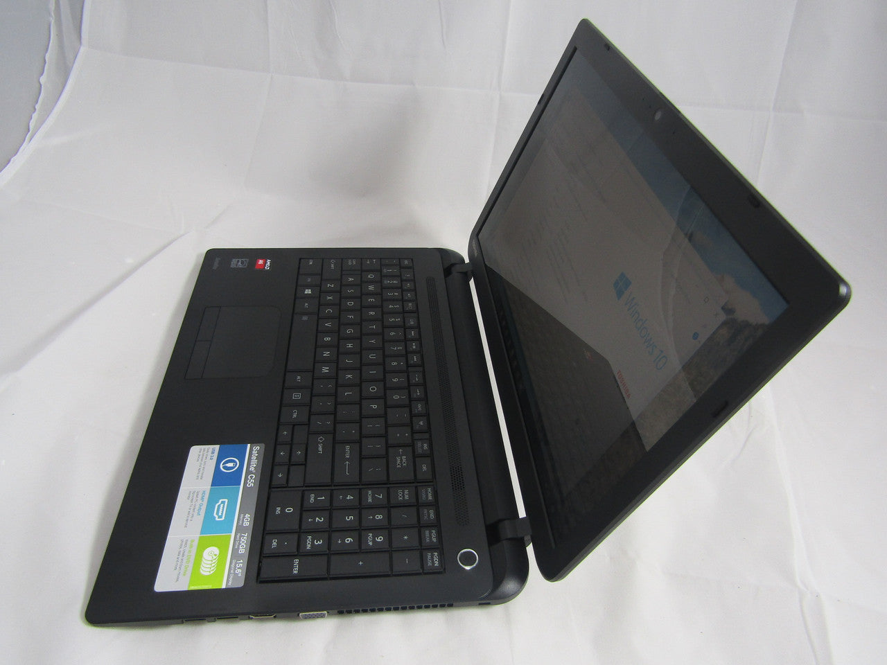 Toshiba Satellite 15.6" Laptop AMD A6-Series 4GB Memory 750GB Hard Drive Jet Black C55D-B5219 VG